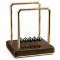 Newton Pendel mit 6 Kugeln in Gold und Schwarz